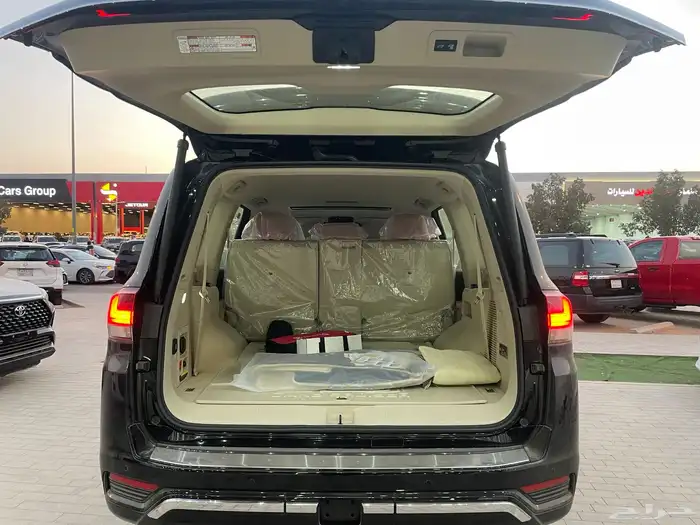 تويوتا لاند كروزر 2025 فئهGXR L3 سعودي(بنزين)3.5L 28