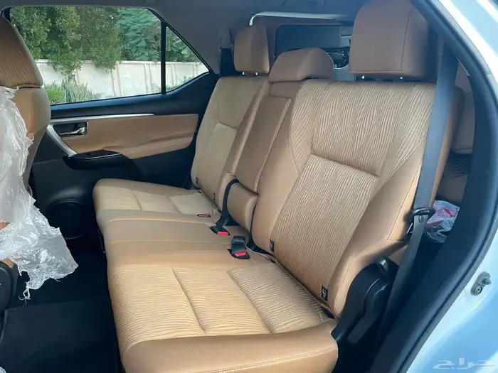 فورتشنر 2023 بحالة الوكالة vx1(تم البيع) 55