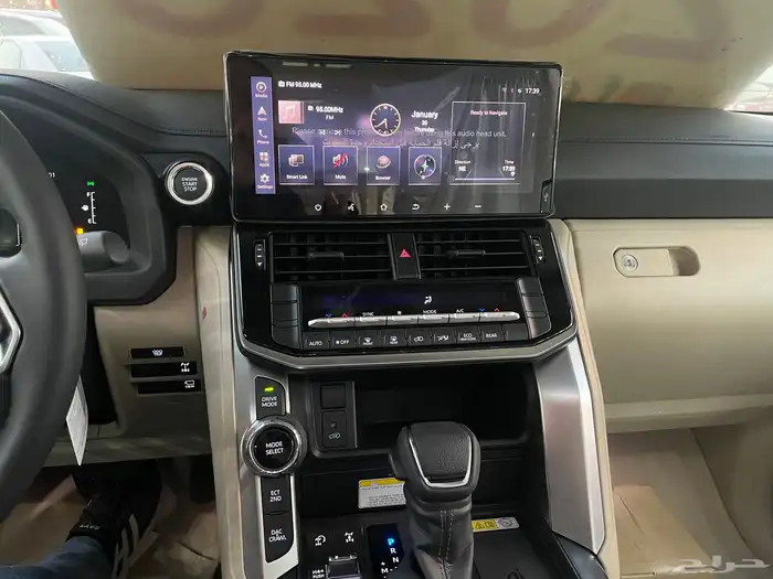 تويوتا لاند كروزر 2025 فئهGXR L3 سعودي(بنزين)3.5L 16