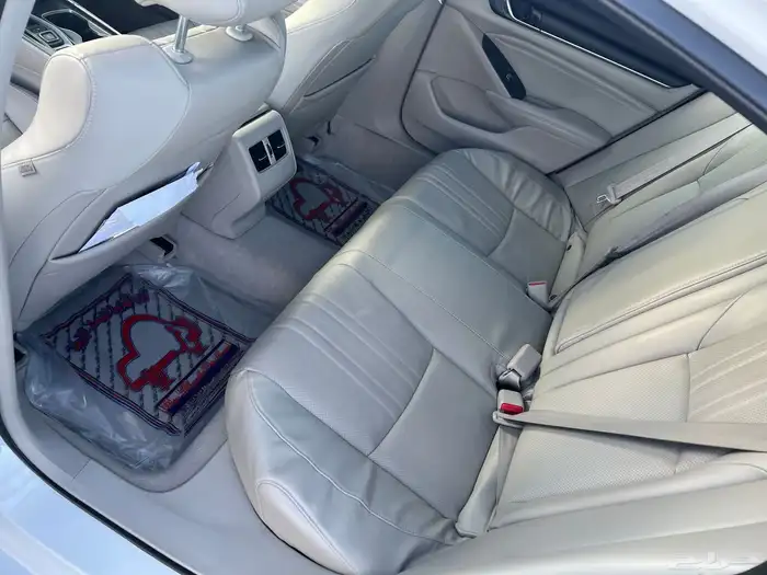 هوندا اكورد 2018 فل الفل مكينة كبيرة 2.0 قير العشر غيارات 3