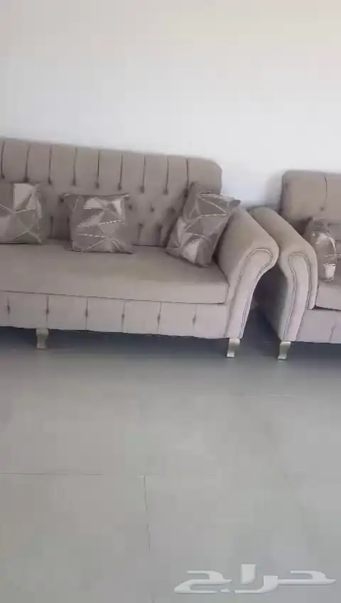 كنب للبيع 7 قطع 4