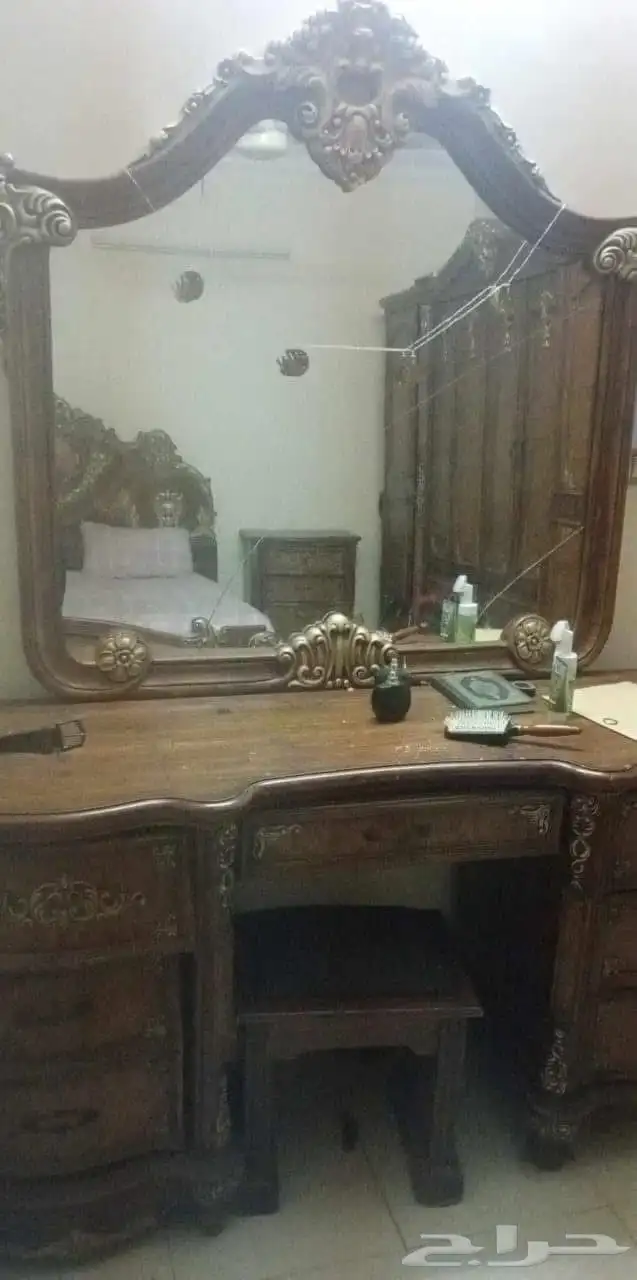 غرفة نوم و انتريه 400 ريال 3