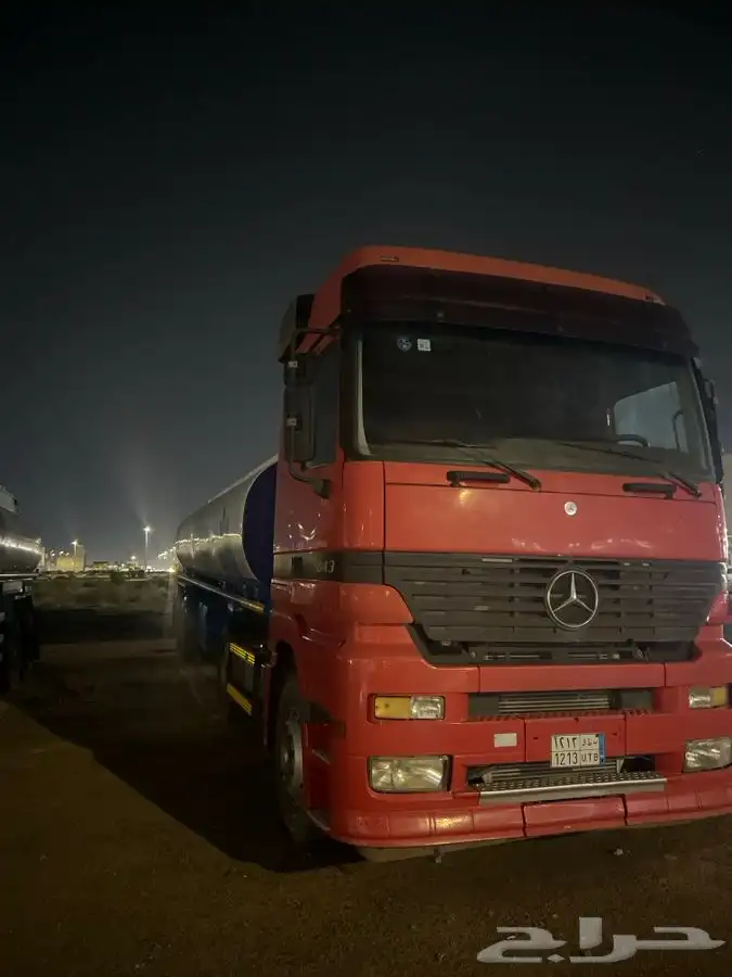 اكترس 2001 2