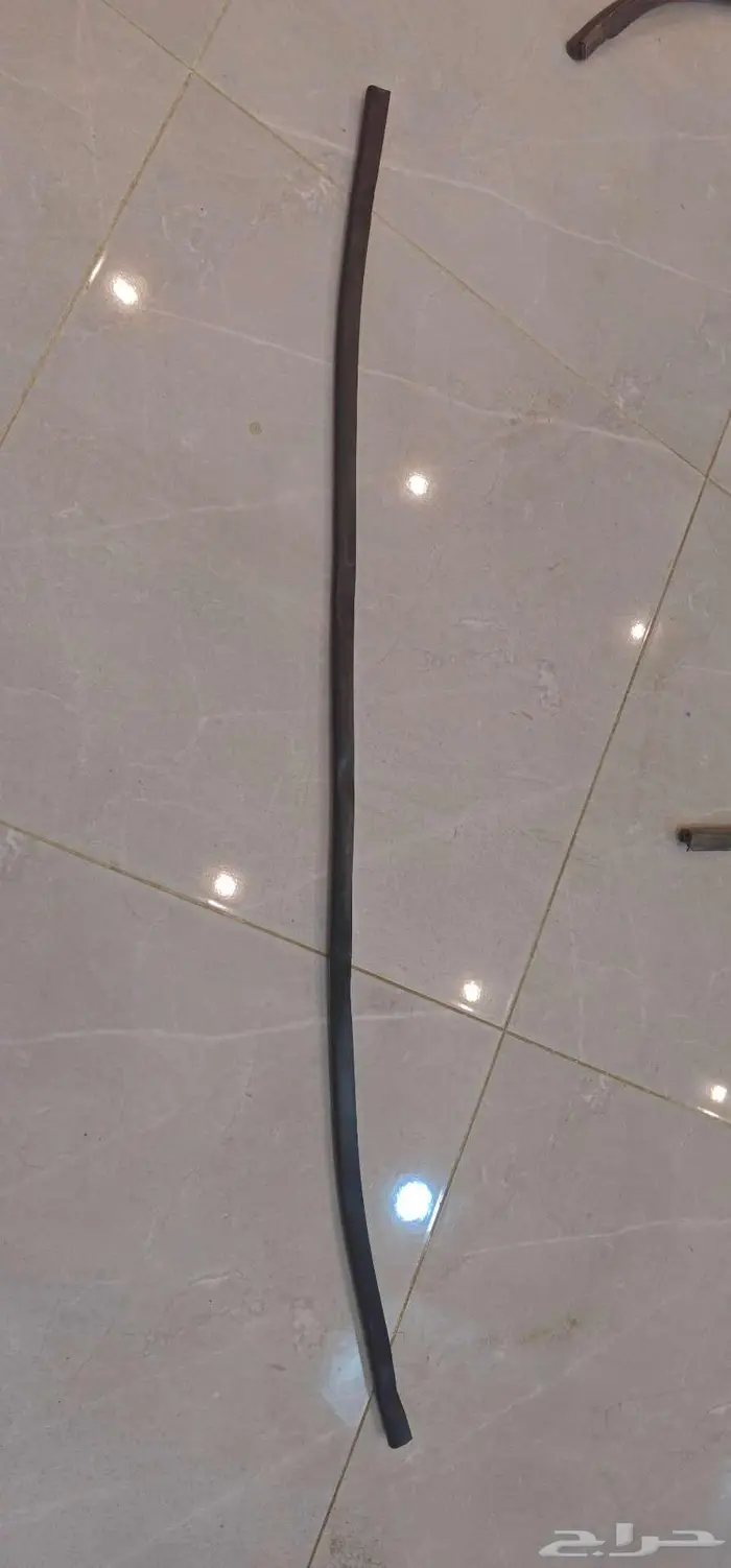 جلدة ربر فوق الرديتر كرسيدا موديل تسعينات 0