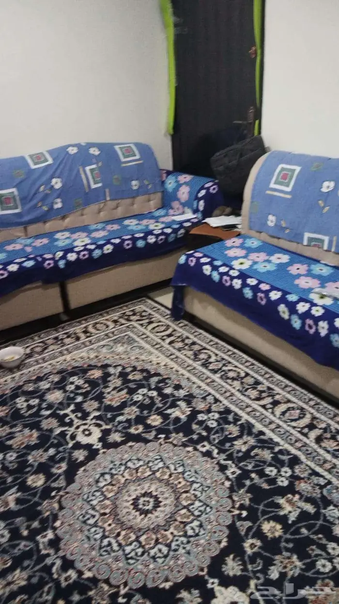 مجلس أمريكى وآخر عربى للبيع حالة ممتازة 1
