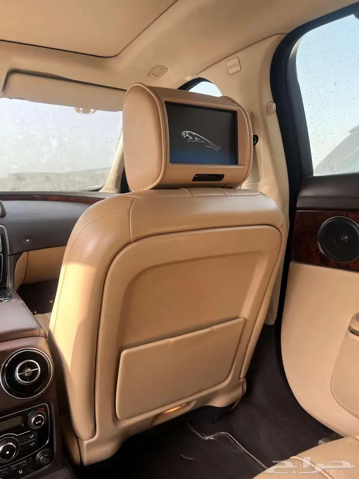 جاكوار XJ موديل 2013 نظيفه جدا  تحتاج ماكينه 11
