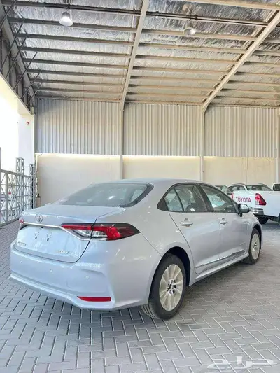 كورولا 2.0 مطور جنوط ابيض بنزين 2025 كاش و تقسيط 1