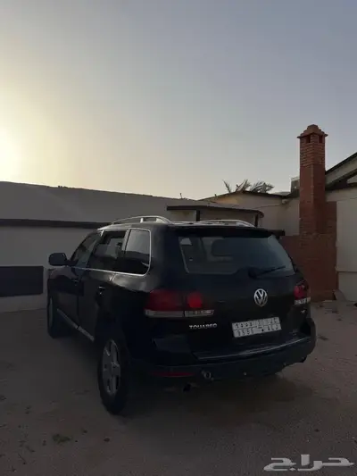 فولكس واجن يحمل لوحات مميزة بإسم حلا . 1