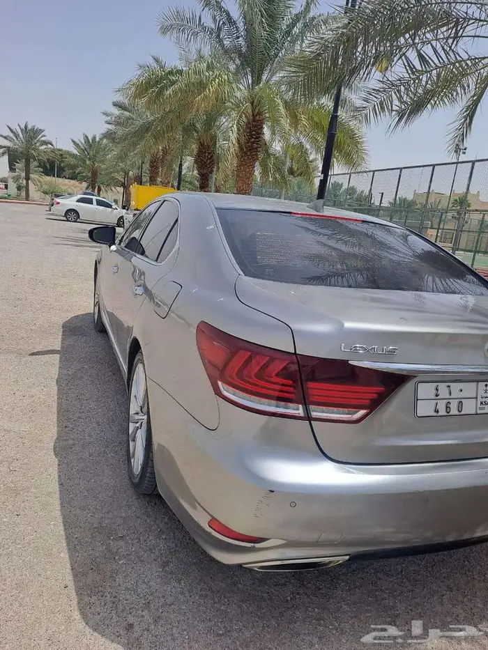 لكزس2014 1