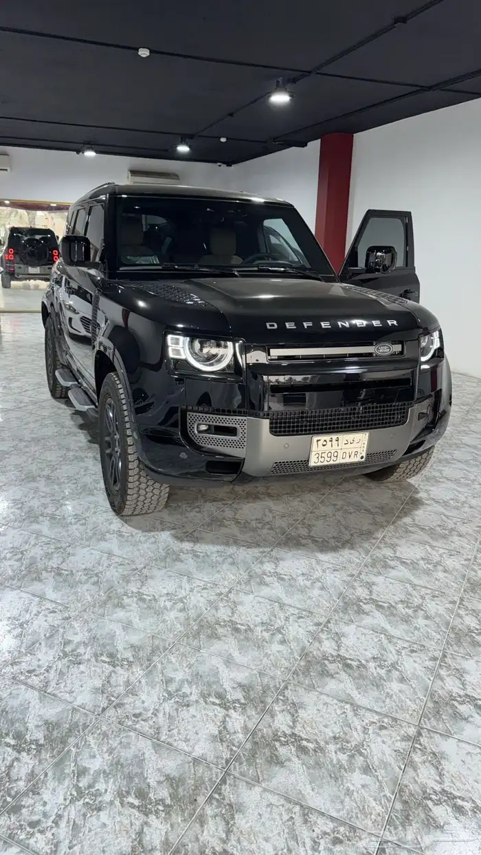 لاندروفر 4