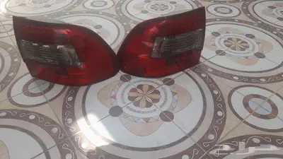 توجد قطع غيار بورش كاين 2006 7