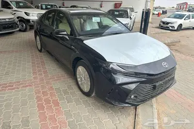 كامري E PLUS 2.5 هايبرد 2025 .. عروض الأقساط 1
