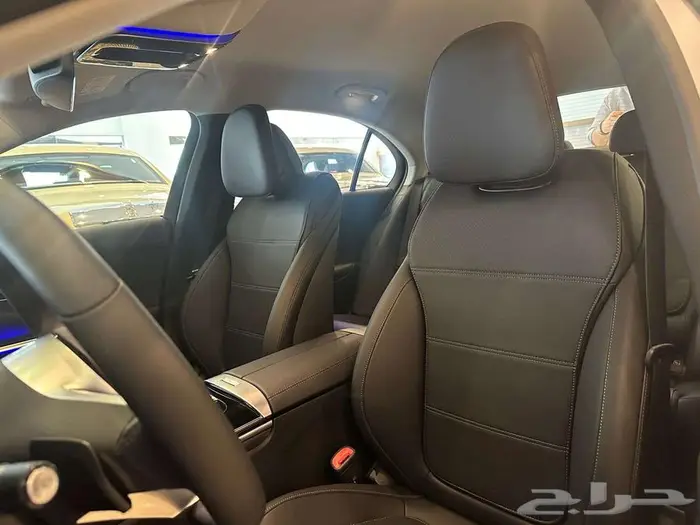 مرسيدس C 200 2023 Premium جديد أصفار 9
