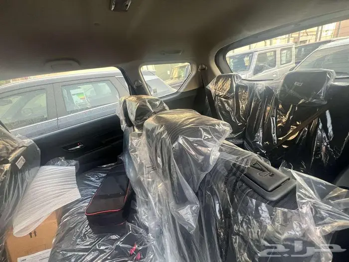 سوزوكي ارتيجا 7 راكب 2025 كاش واقساط 8