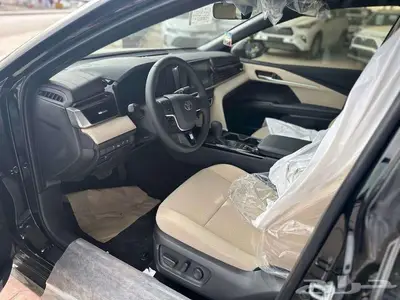 كامري E PLUS 2.5 هايبرد 2025 .. عروض الأقساط 4