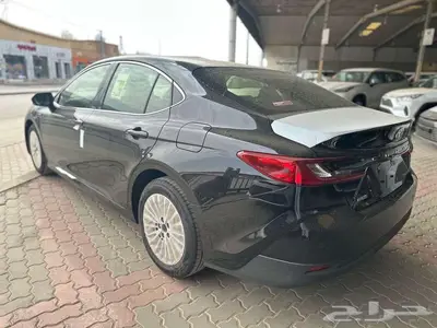 كامري E PLUS 2.5 هايبرد 2025 .. عروض الأقساط 7