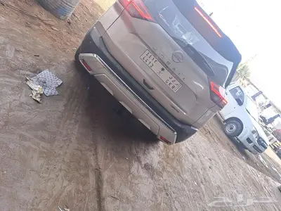 هوك خلفي نيسان اكستريل 2024 0