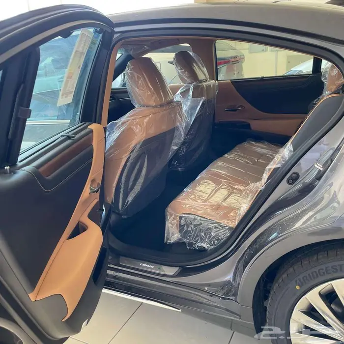 لكزس اي اس 350 CC2025 7