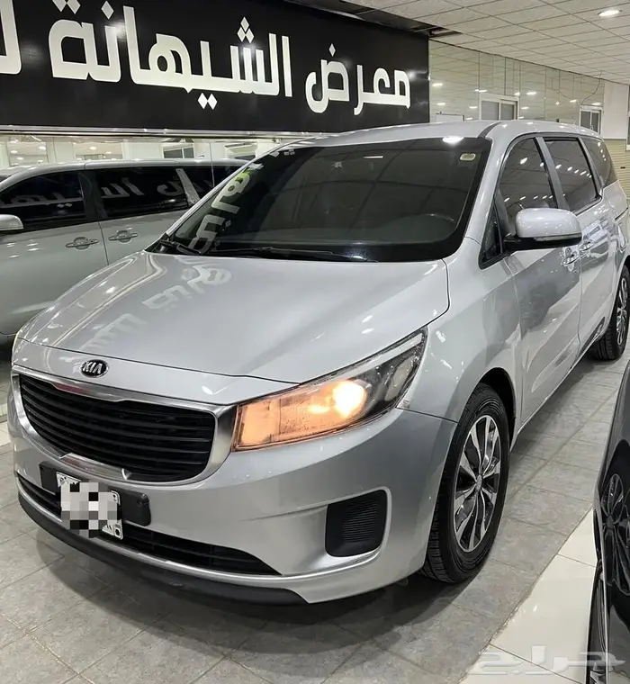 كيا كرنيفال 2019 نص فل بصمة 11 مقاعد (ديزل) 1