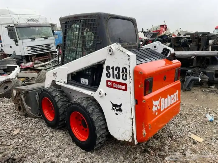 بوبكات 130s للايجار 1