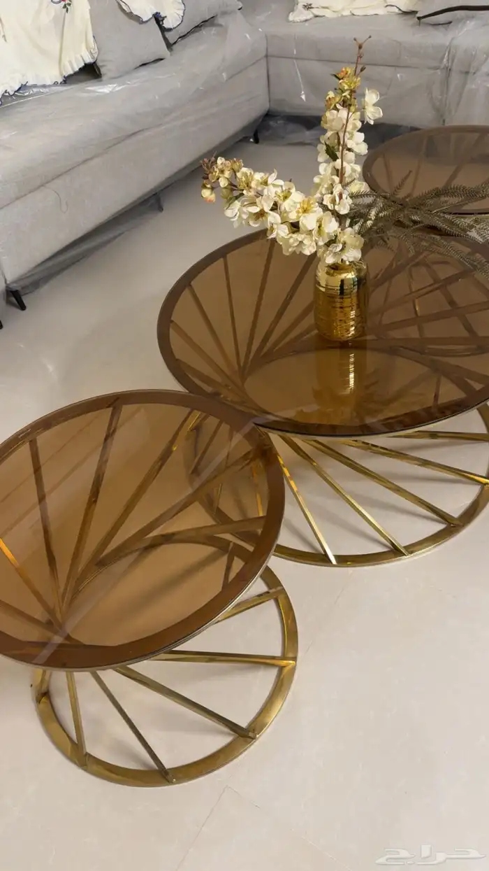 طاوله للبيع 1