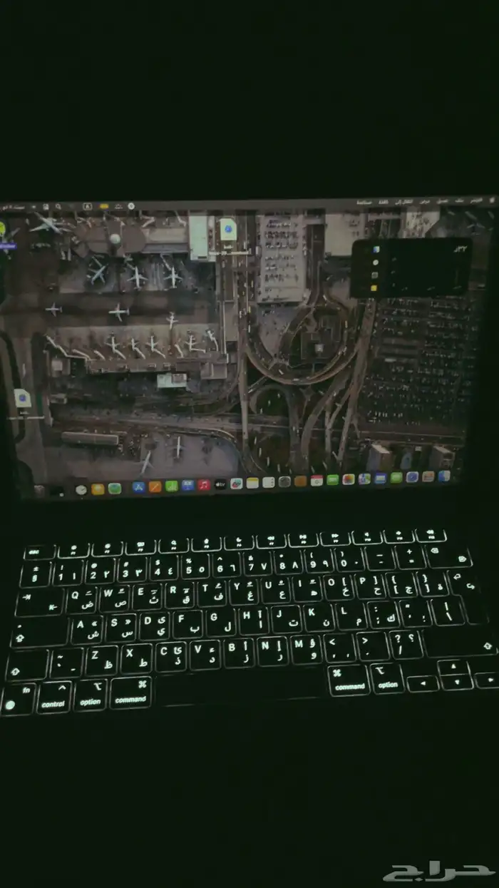 ماك بوك 0
