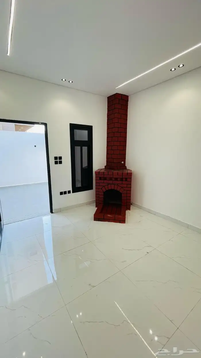 فله للبيع بين ابها والخميس 2