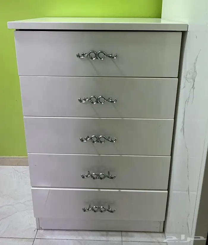غرفة نوم كاملة نظيفة للبيع 4