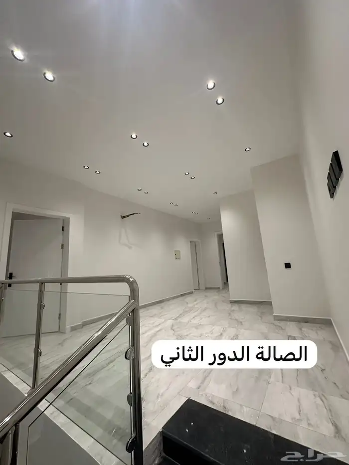 للبيع شقة دبلكسيه في حي القدس 9