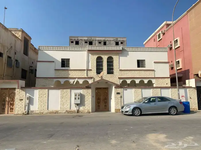 عمارة 4 شقق للبيع مساحة 497م -موقع مميز- الشرقية - رأس تنورة 1