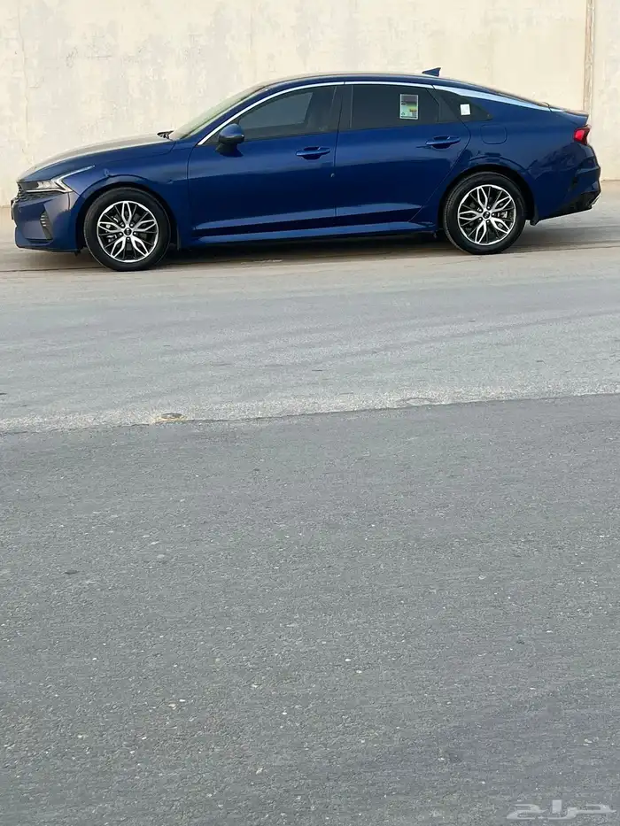 للبيع سياره k5 15