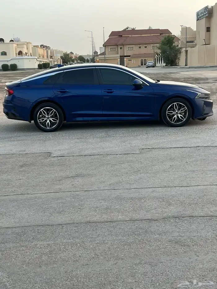 للبيع سياره k5 9