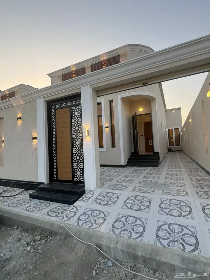 فيلا للبيع حي الرياض جدة 4