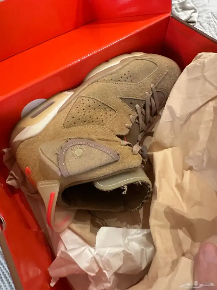 AIR JORDAN 6 TRAVIS SCOTT (RETRO) 2