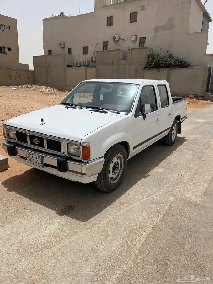 نيسان دادسون للبيع موديل 90 0