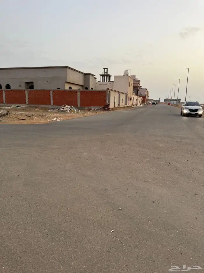 ارض شارعين للبيع النعيم ب مساحه 770 3