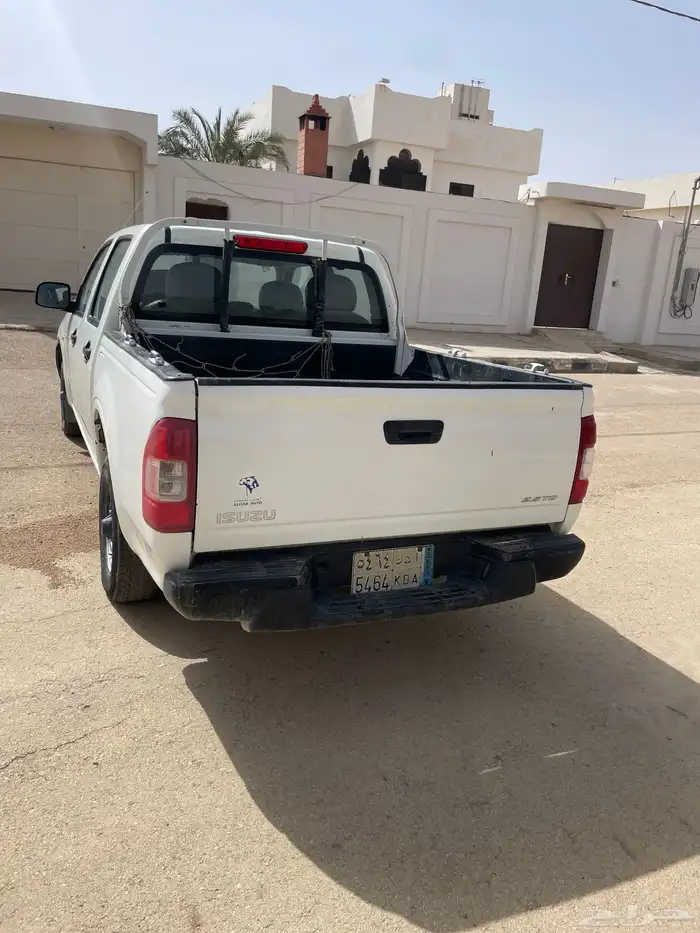 ايسوزو 16