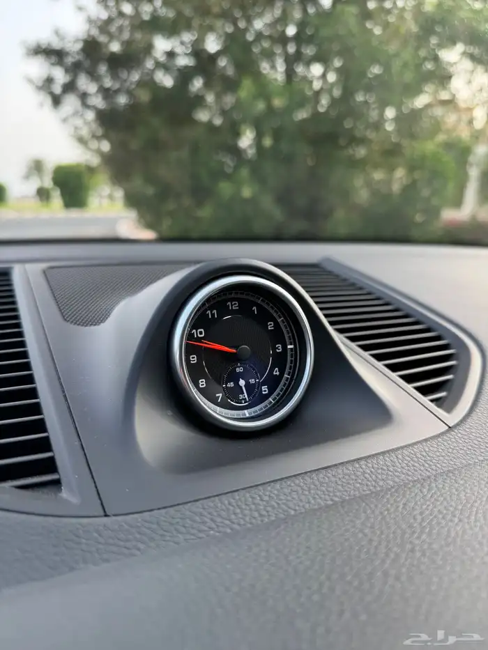 2020 بورش ماكان 16