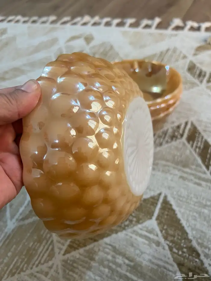 اواني تراثيه قديمه مع شرشف قديم 7