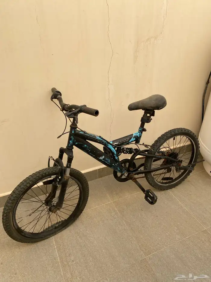 للبيع سيكل رياضي لون كان سماوي انصبغ اسود السعر 300 3