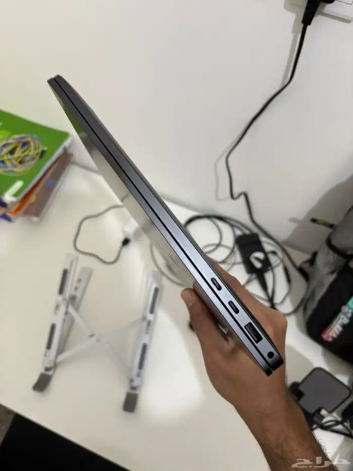 Microsoft Surface Laptop 7 8