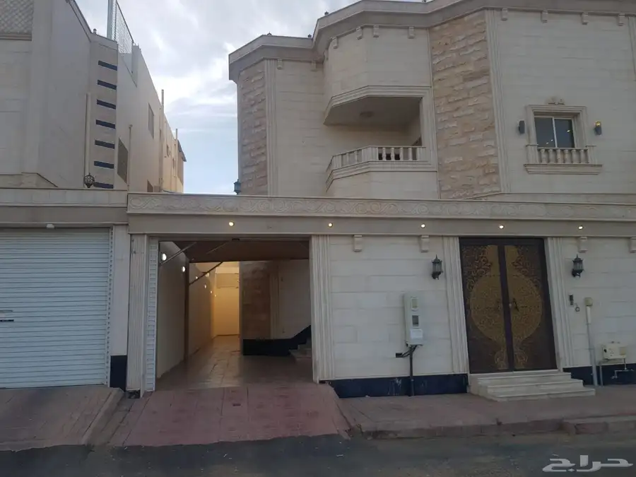 للبيع فيلا في البدراني 0