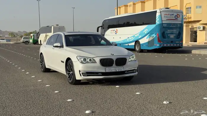 بي ام دبليو 730Li 1