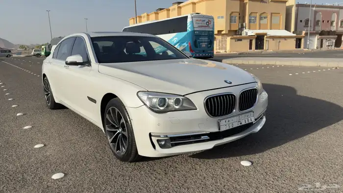بي ام دبليو 730Li 9