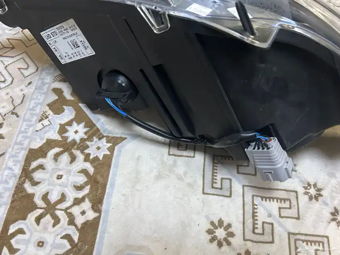 شمعة كامري 2012 2015 اصلي وكاله يسار 1