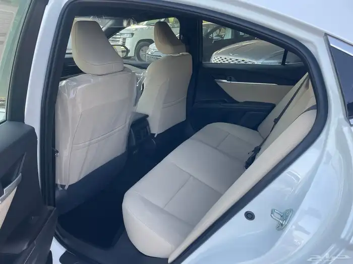 تويوتا كامري موديل 2025 LE بنزين 9