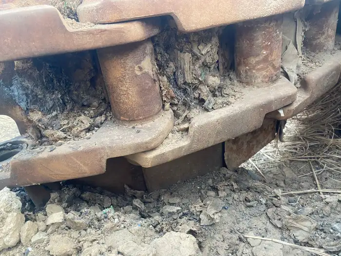 جنازير جنزير بلدوزر دركتر 65 كوماتسو 2