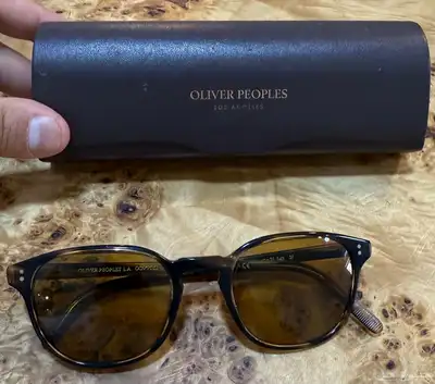 نظارة شمسية Oliver Peoples 0