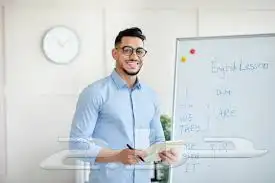 معلم لغة إنجليزية 0