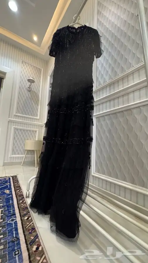 فساتين نيدال اند ثريد. و self portrait 5